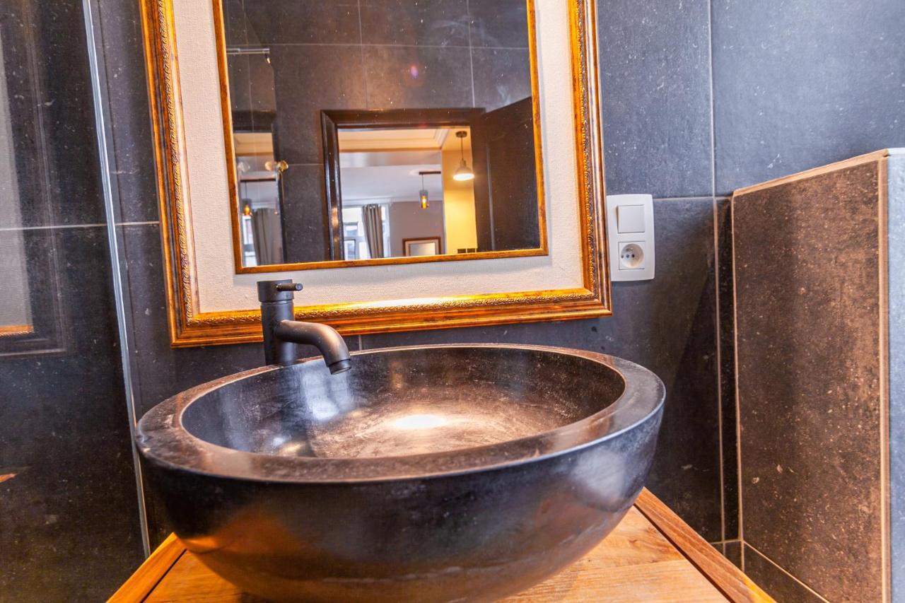 Luxury Suites Boutique By Rikas Hotels Антверпен Екстериор снимка